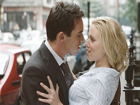 Scarlett Kisses .